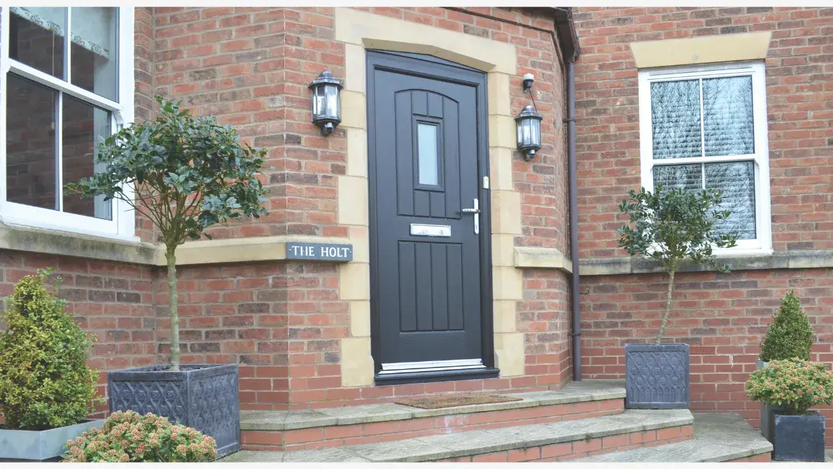 Rockdoor Cottage Spy View Door