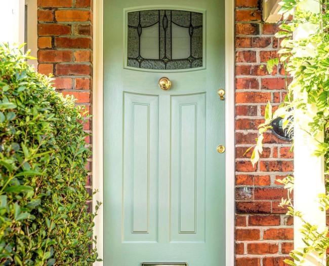 Chartwell Green Newark Lantern