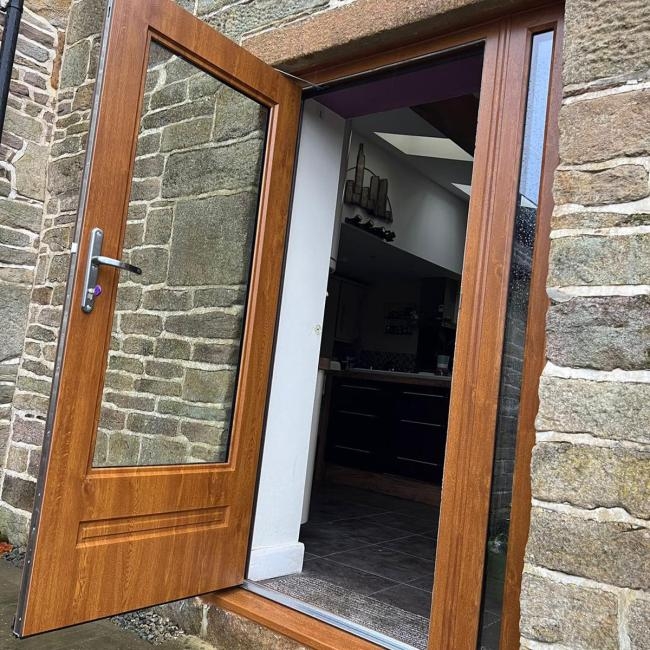 Light Oak Classic Clear Glass