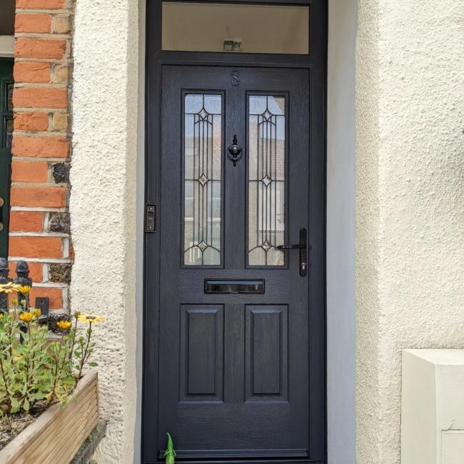Anthracite Grey Jacobean Scorpio