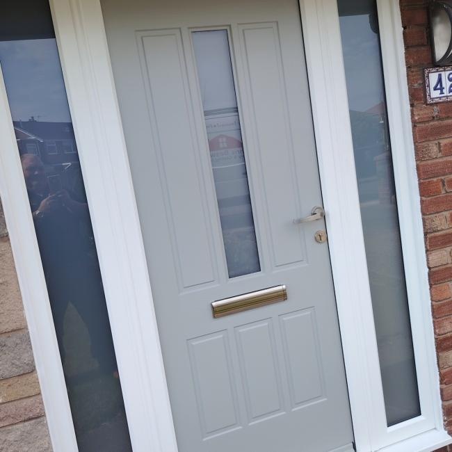 Agate Grey Warwick Misted Glass