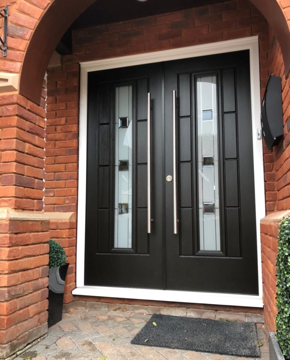 Black Vermont Grey Shades Rockdoor Composite Door