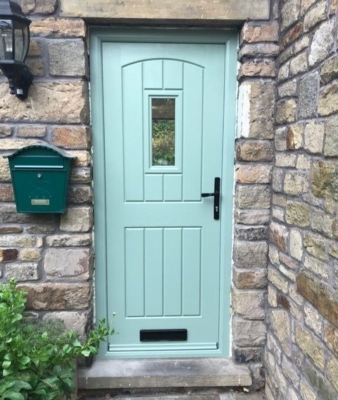 Chartwell Green English Cottage Rockdoor Composite Door