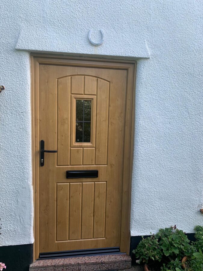 Irish Oak English Cottage Rockdoor Composite Door