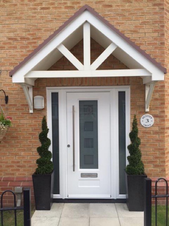 White Vogue Cube Rockdoor Composite Door