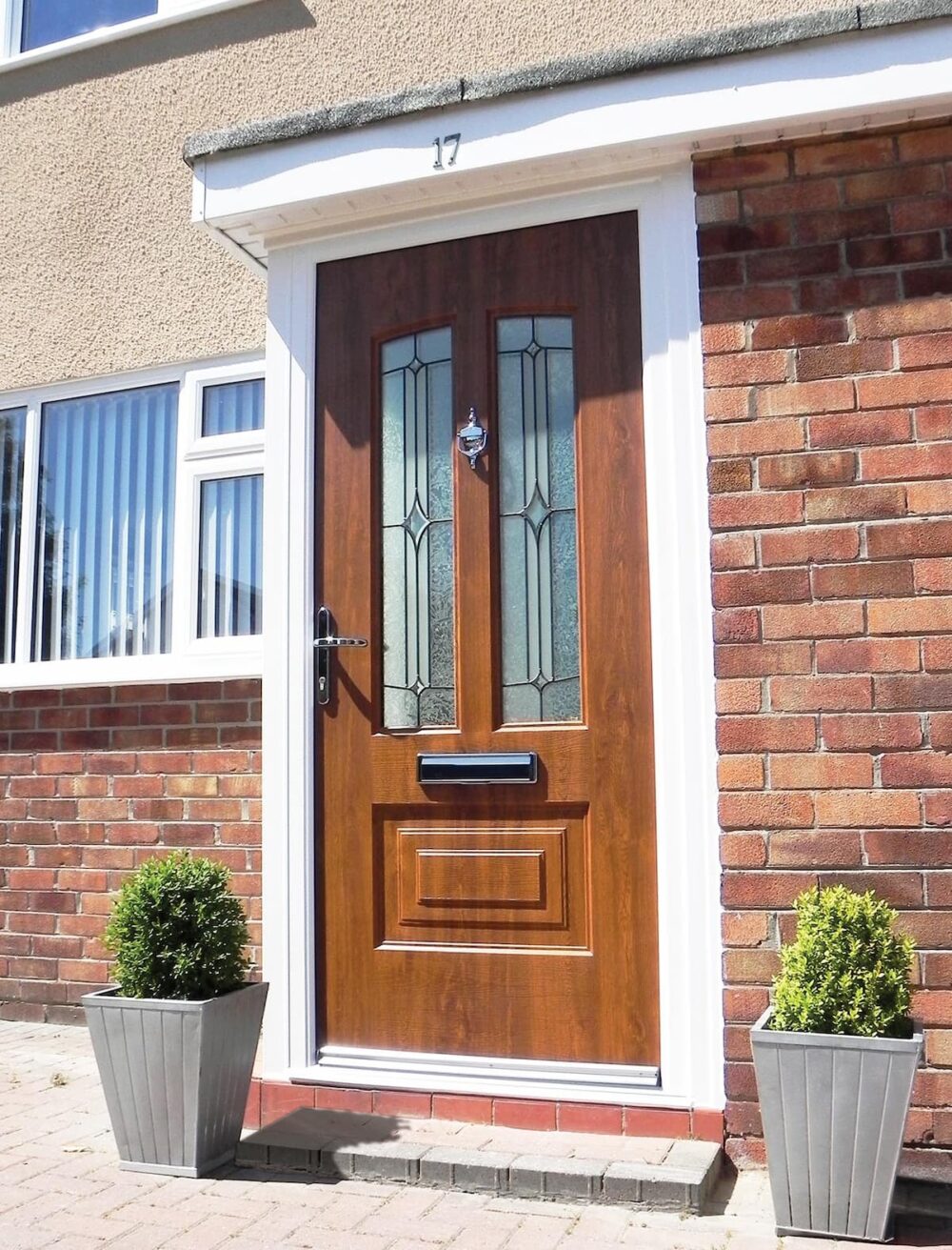 Light Oak Illinois Pinnacle Composite Door