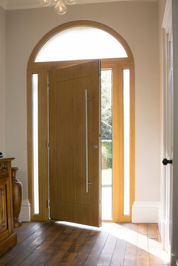 Irish Oak Indiana Rockdoor Composite Door