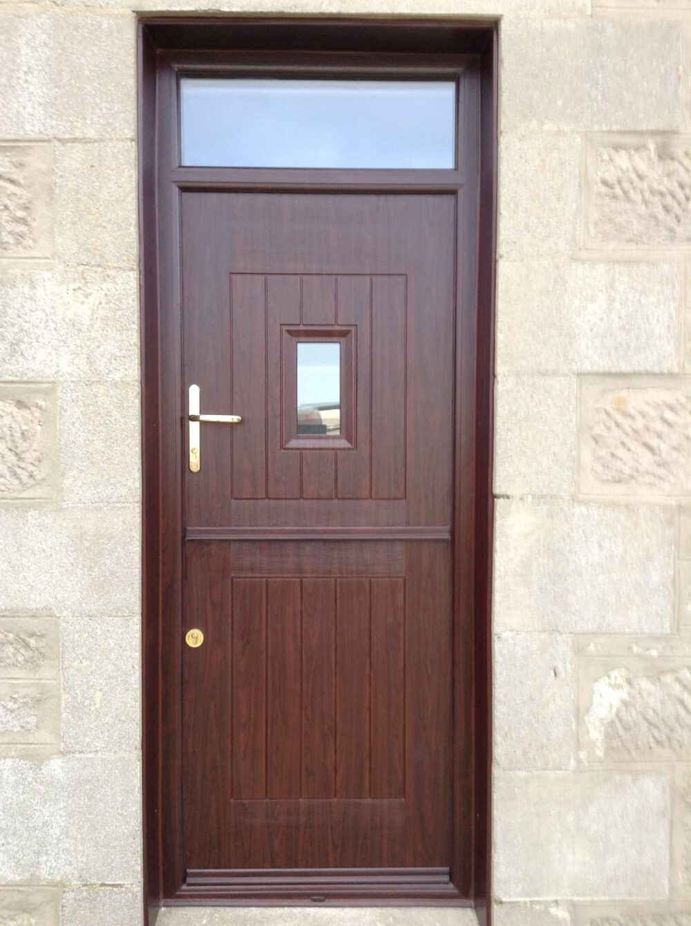 Rosewood Stable Spy View Composite Door