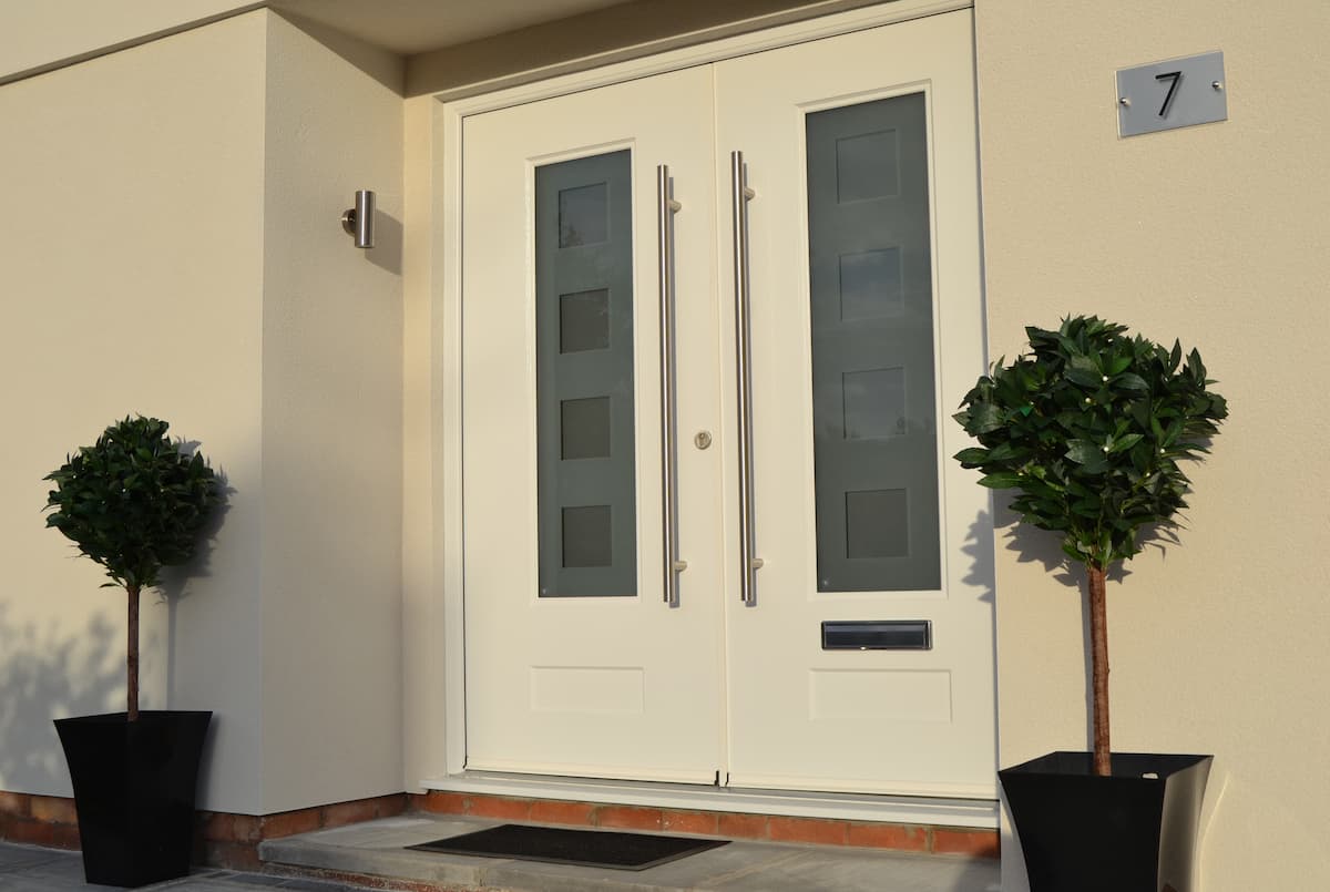 White Vogue Cube Composite Door