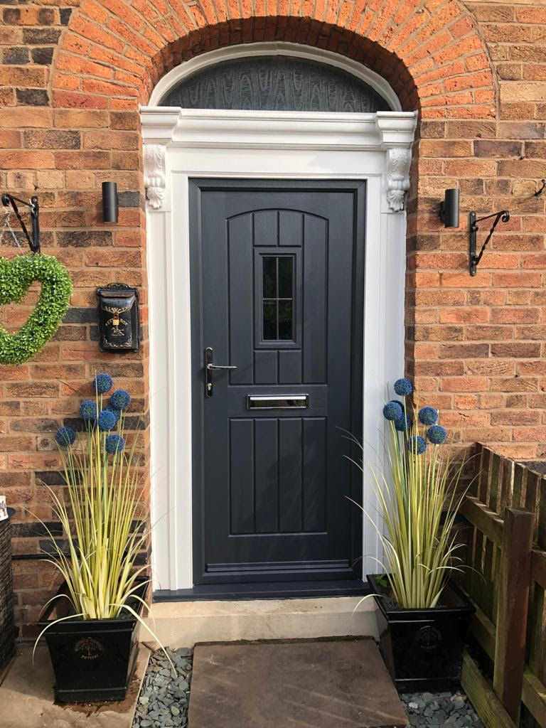 Anthracite English Cottage Composite Door
